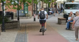 Spór w centrum miasta – nie ścieżka rowerowa, a ciąg&hellip;