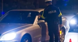 Wsiedli za kierownicę po alkoholu. Grożą im poważne &hellip;
