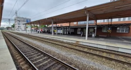 Z Kujaw prosto nad Bałtyk. Sezonowy pociąg wrócił na trasę