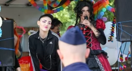 Muzyka, tęczowe flagi i spokojny przemarsz. Tak wygl&hellip;
