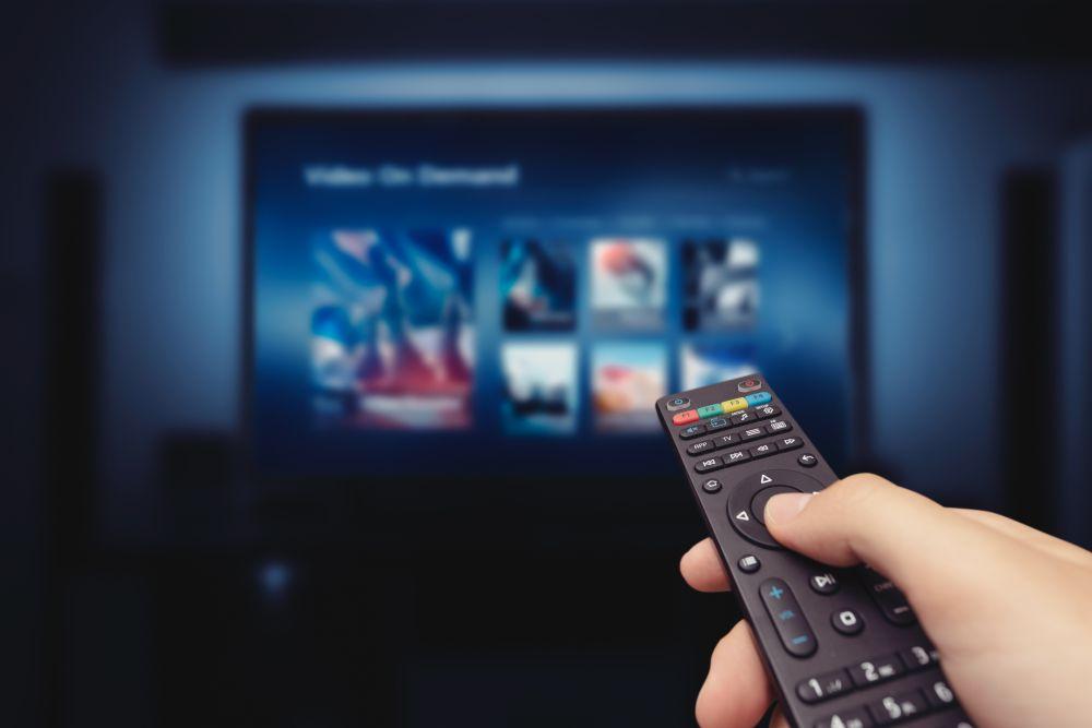 Co potrafi aplikacja SmartThings i jak podłączyć smartfon do telewizora?