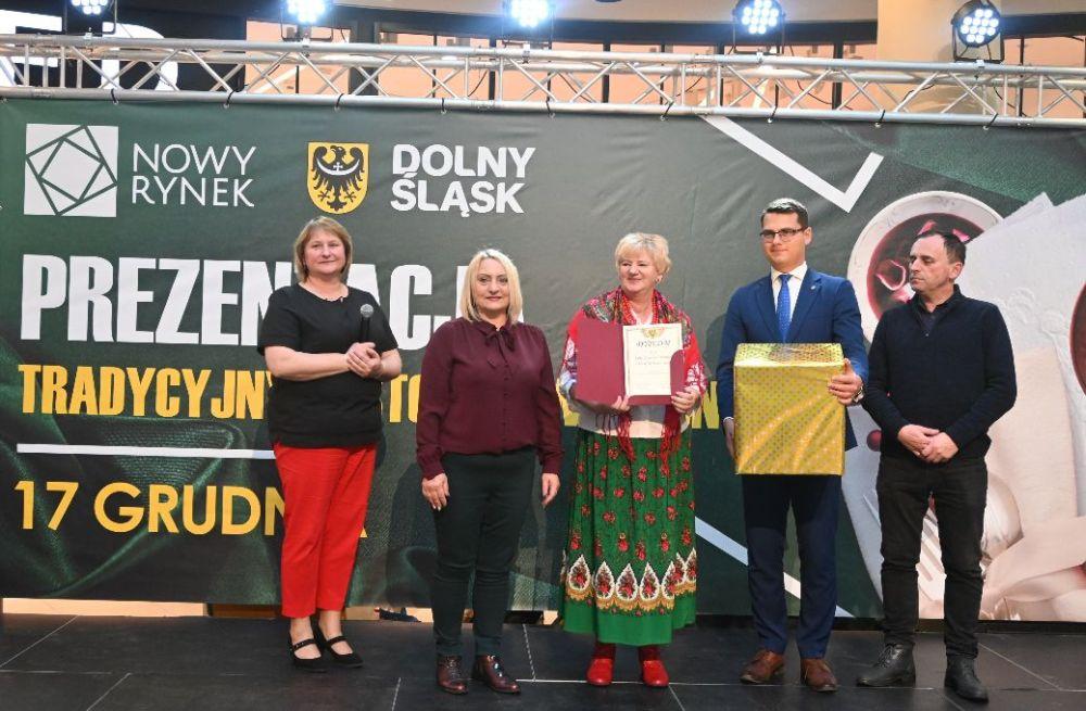 Prezentacja Tradycyjnych Stołów Wigilijnych