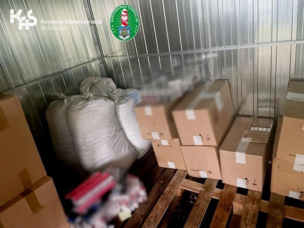 KAS i SG przechwyciły nielegalne wyroby tytoniowe
