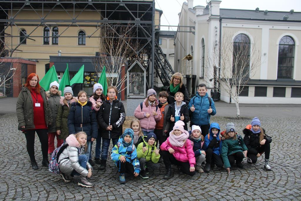 Szychta fuksów i warsztaty z kalkomanii  w Starej Kopalni w Wałbrzychu