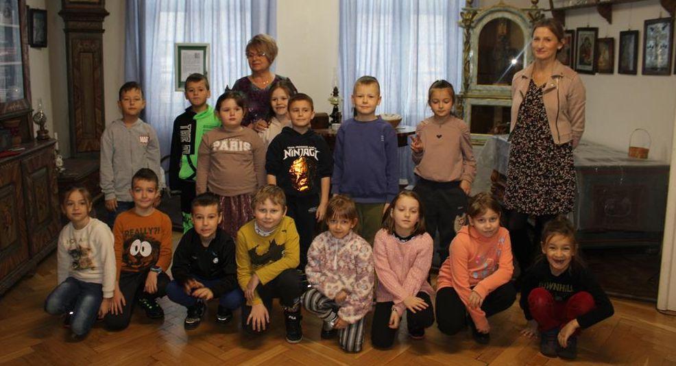 Wróżby andrzejkowe -  wesołe zabawy o przyszłości