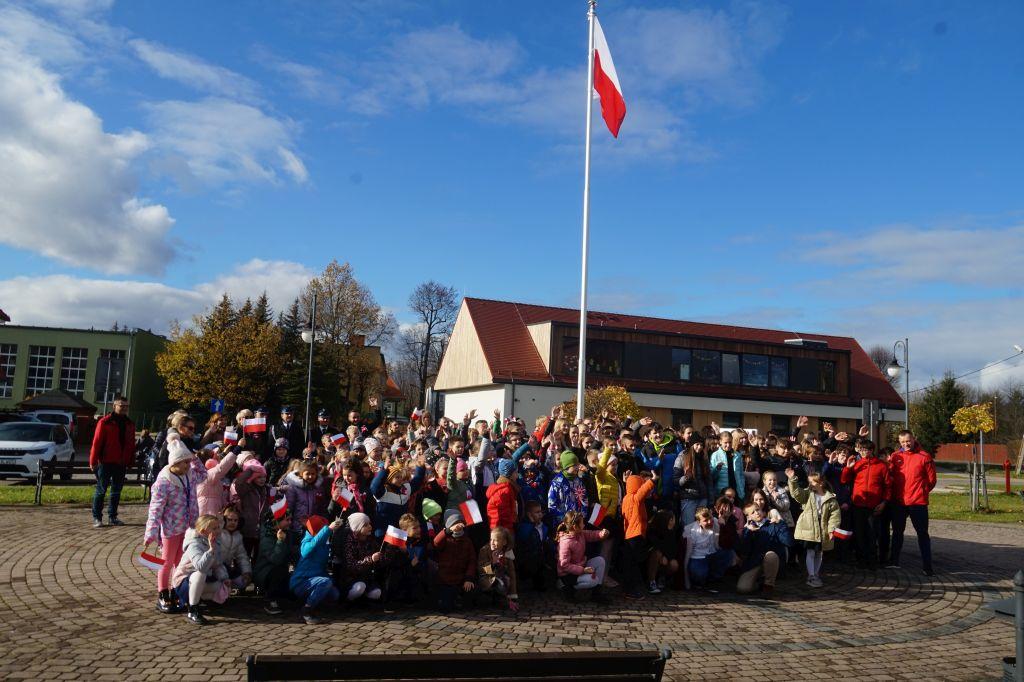 Pod biało-czerwoną