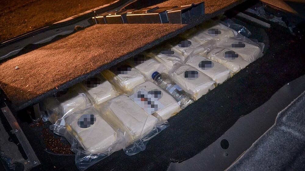 KAS, CBŚP i SG udaremniły przemyt narkotyków wartych 400 tys. zł
