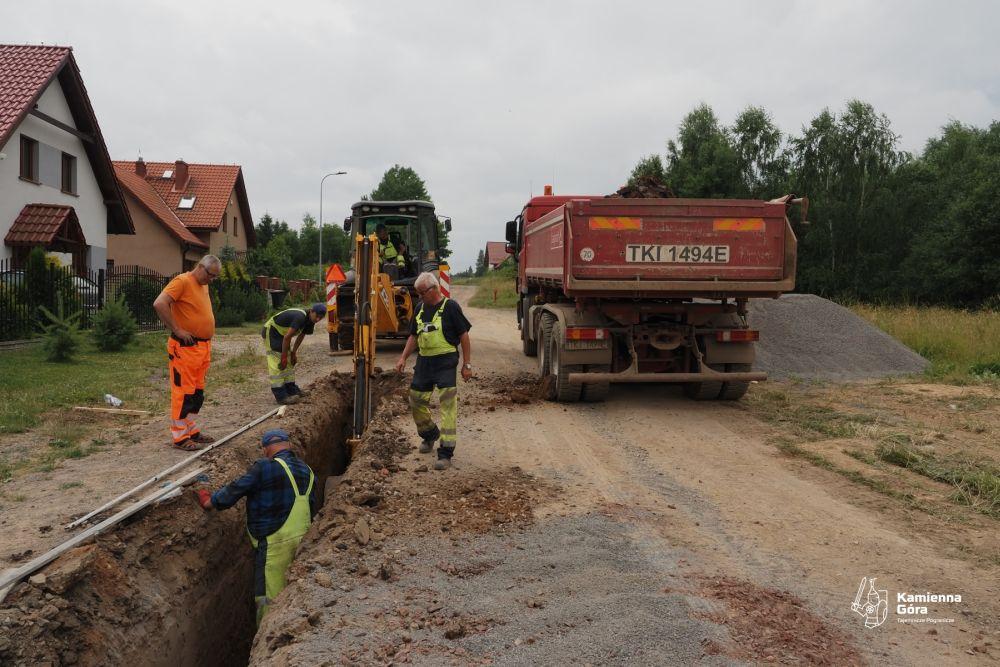 Rozpoczęła się przebudowa ul. Wrzosowej 
