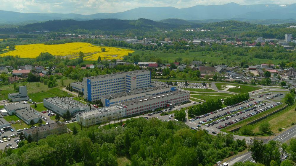 Nowatorski zabieg usunięcia tętniaka w WCSKJ