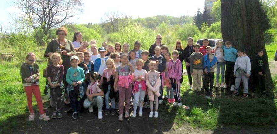 Poznawali kamiennogórskie pomniki przyrody
