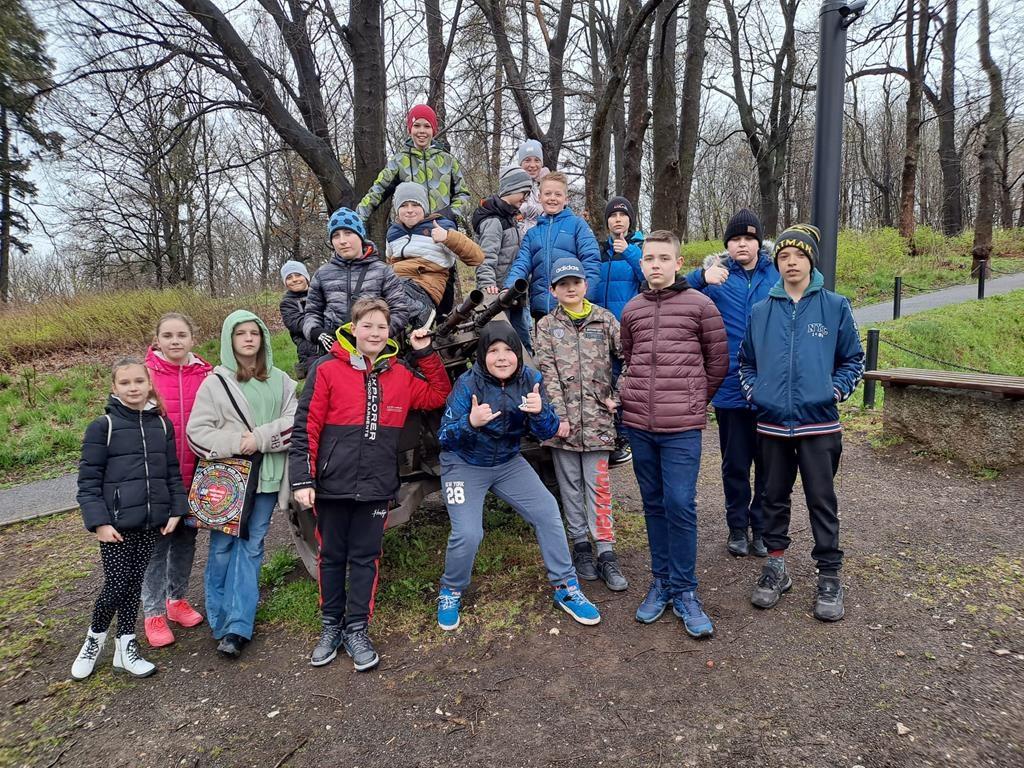 O mrocznych czasach II wojny światowej w „Projekcie Arado”