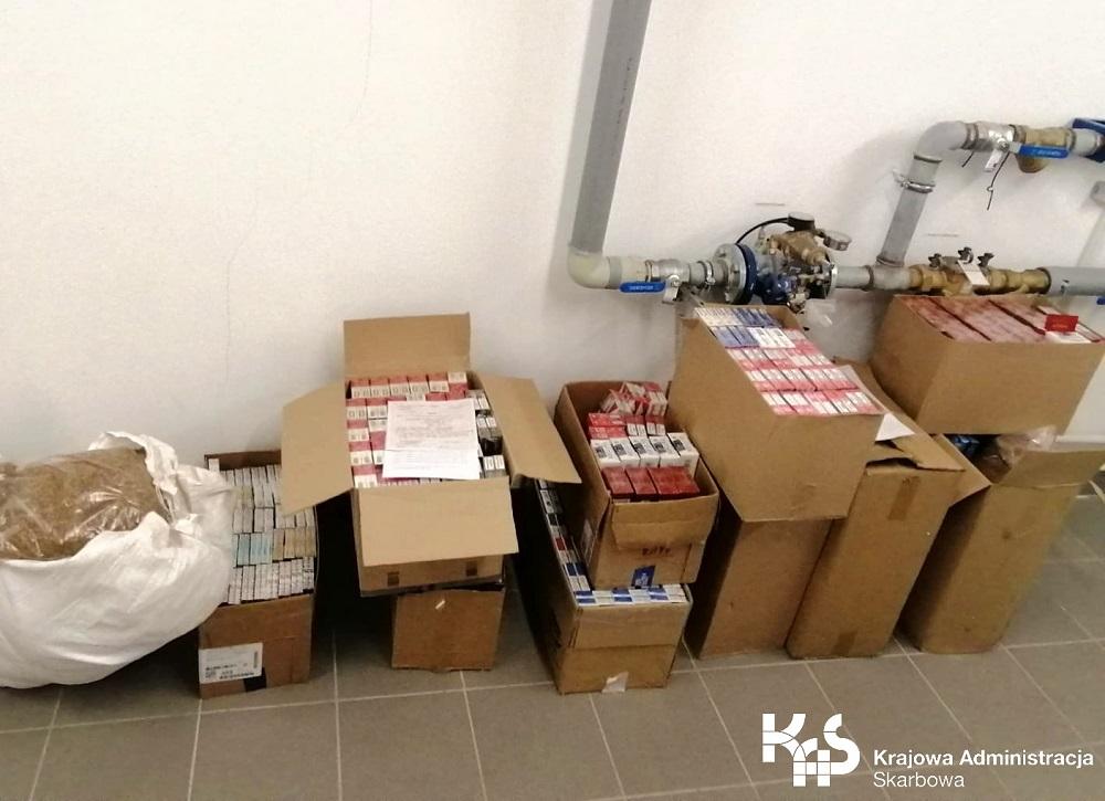 KAS wykryła nielegalne wyroby tytoniowe na targowisku w Sieniawce