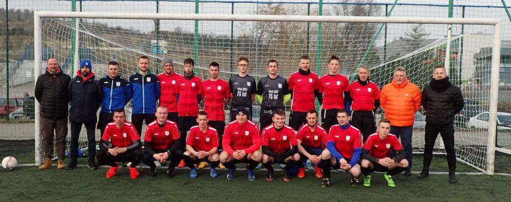 Sparing z liderem