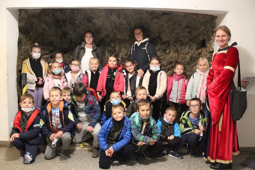 Baśniowe poszukiwanie zaginionego skarbu i magicznej Książęcej Skały