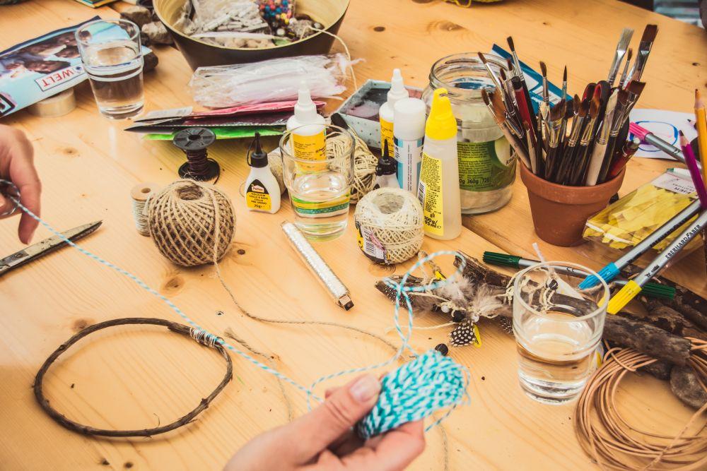 Stwórz oryginalne przyjęcie przy pomocy dekoracji DIY!