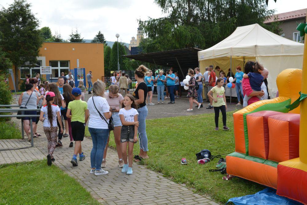 Koniec półkolonii