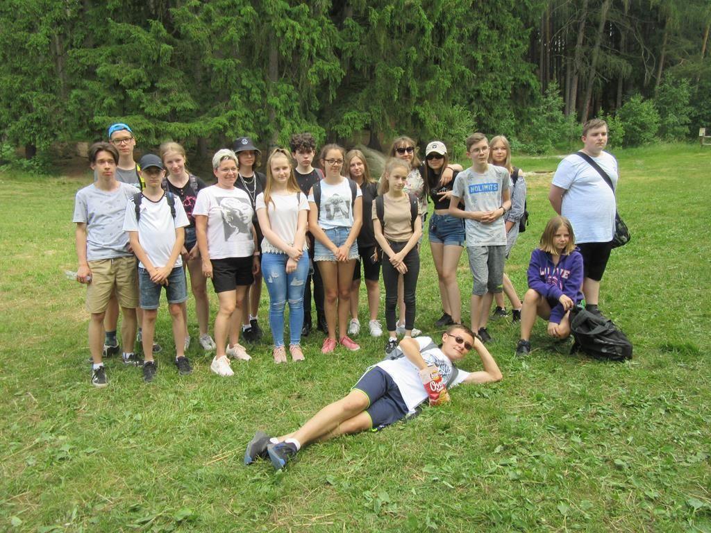 Pożegnalna wycieczka kamiennogórskich ósmoklasistów