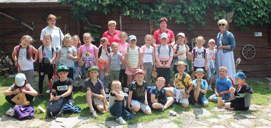 Warsztaty ceramiczne pierwszoklasistów w Dobkowie
