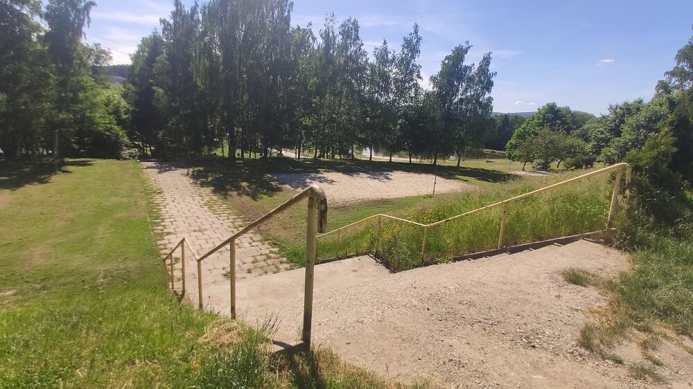 Ścieżka spacerowa nad Zalewem zamiast ?dzikiego? przejścia