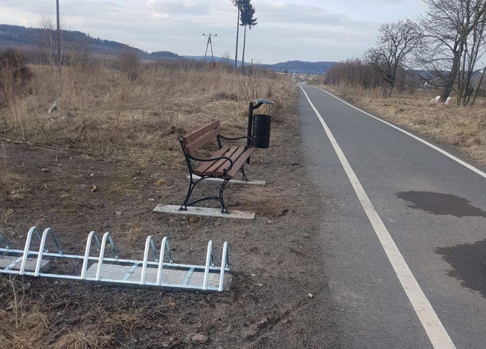 Bałagan przy ścieżce - kontynuacja - Twoja powiatowa