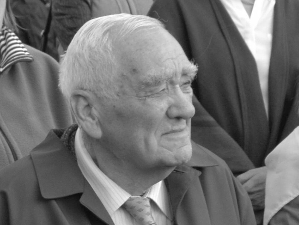 Zmarł przewodnik, honorowy obywatel