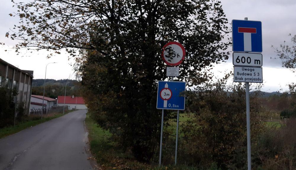 Kolejne utrudnienia