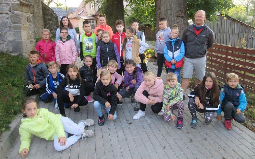 Żółtym szlakiem przez ?Głazy Krasnoludków?