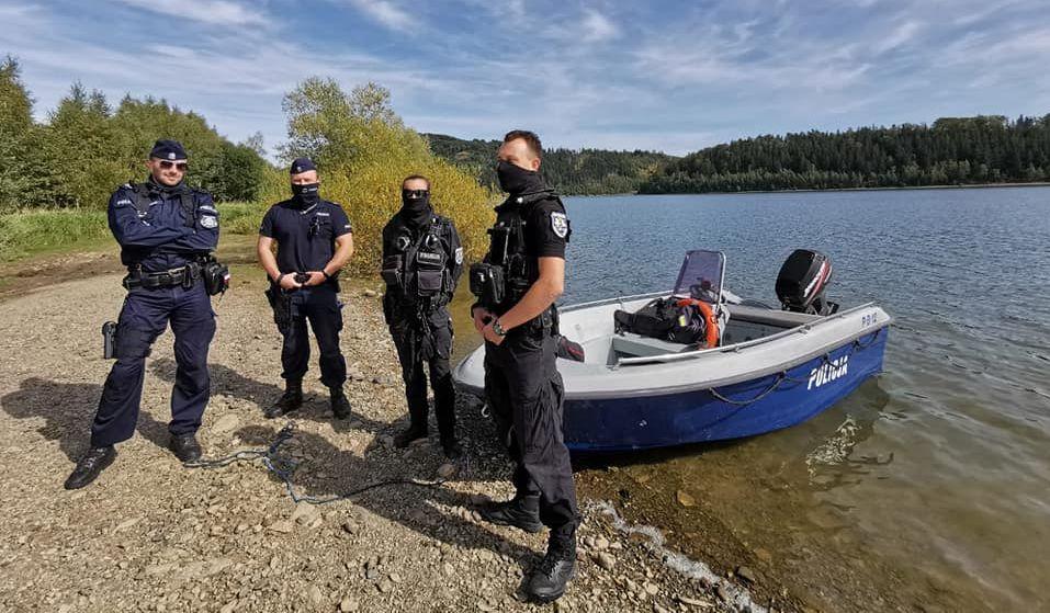 Policjanci na Bukówce