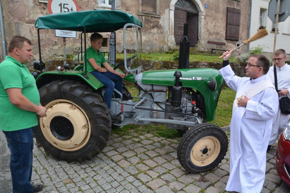 Święcenie pojazdów