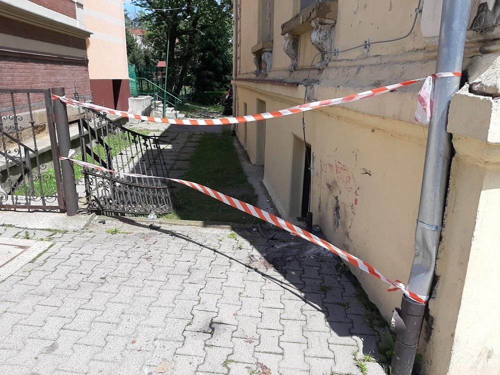 Wjechał w przedszkole