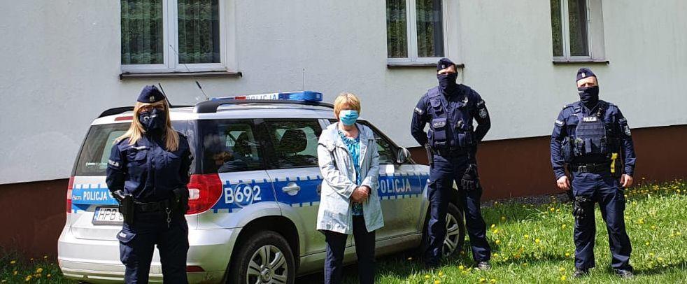 Podziękowania dla policjantów z Komisariatu Policji w Lubawce