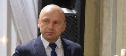 Sekretarz rozpoczyna pracę