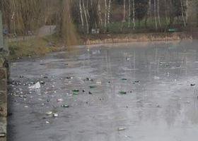 Śmieci na lodzie - Twoja powiatowa