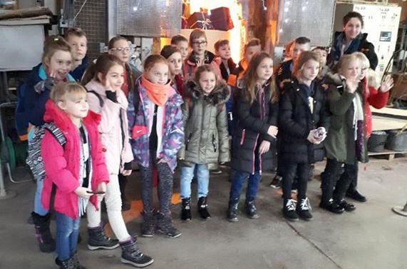 W Hucie Szkła Kryształowego ?Julia?