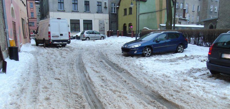 Zasypane parkingi - Twoja powiatowa