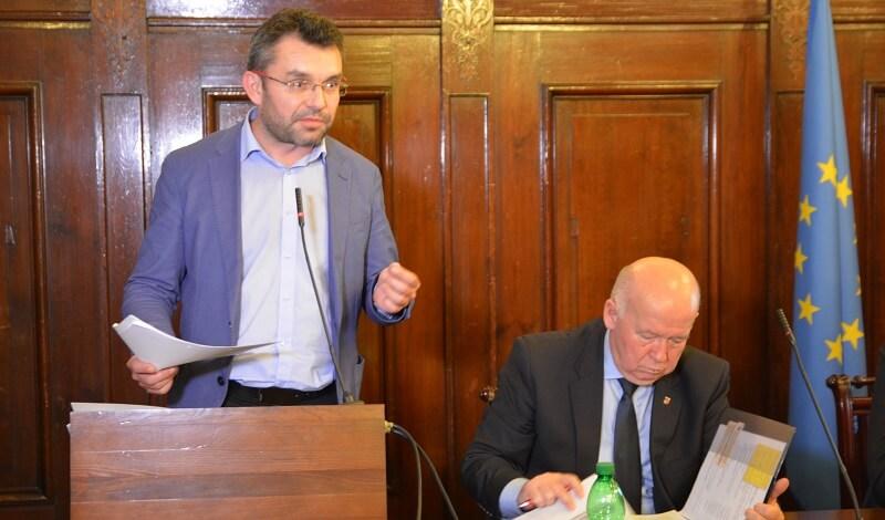 Wylał żale