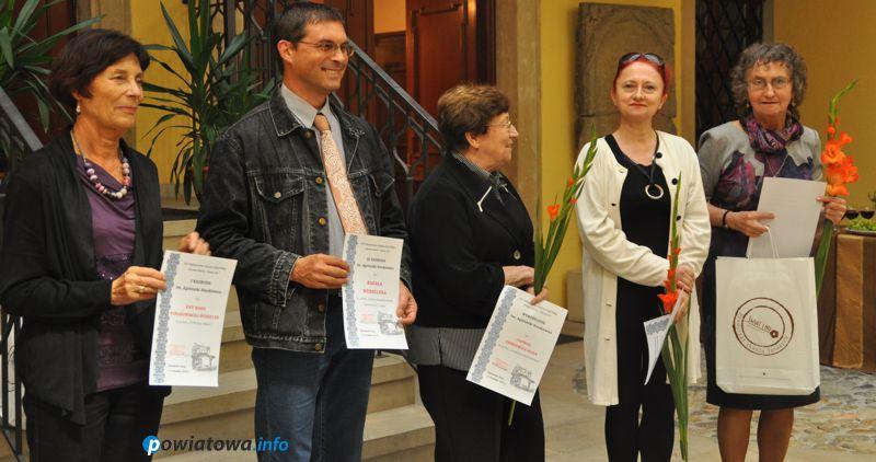 Tkaniny Unikatowe w muzeum