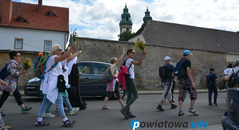 Krzeszów religijny, wojskowy i handlowy
