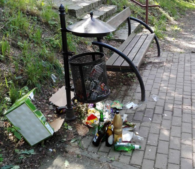 Bałagan na parkówce - Twoja powiatowa