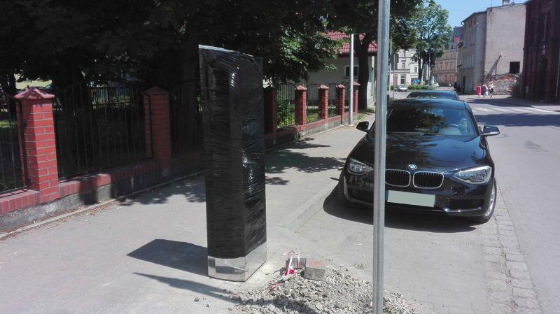 Montują parkomaty