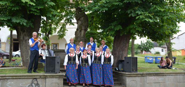 Koncert pod Nepomucenem