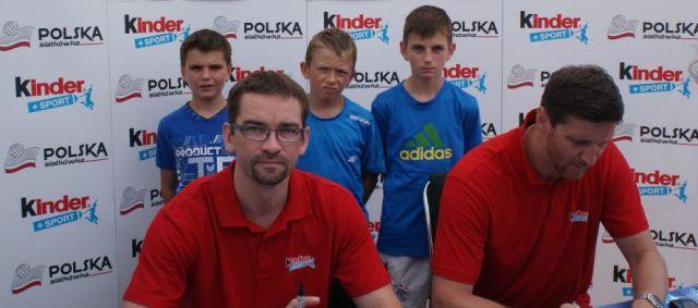 Siatkówka z Kinder