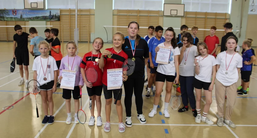 Powiatowy badminton szkół podstawowych