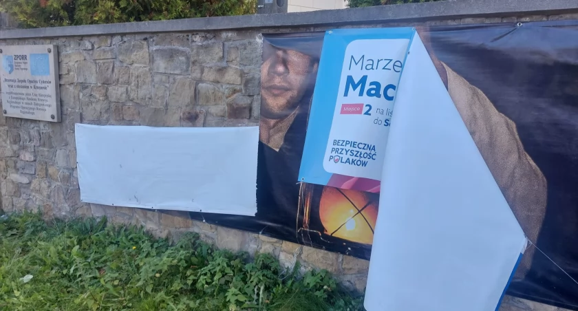 Uszkodzone reklamy