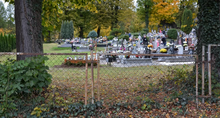 Będą zmiany na cmentarzach i w kościołach w gminie Marciszów