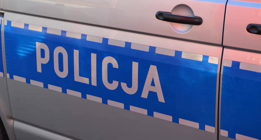 Widząc policjantów zeskoczył z roweru