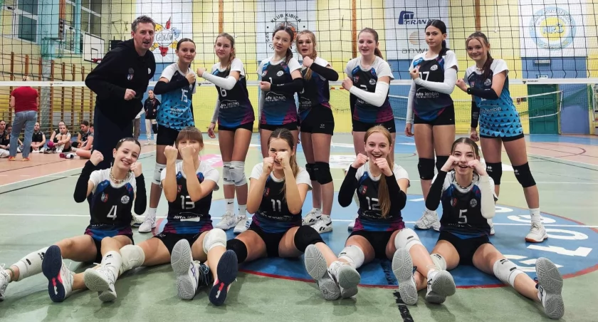 Udany turniej siatkarskich młodziczek