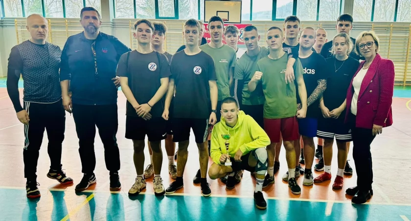 Mikołajkowa piłka