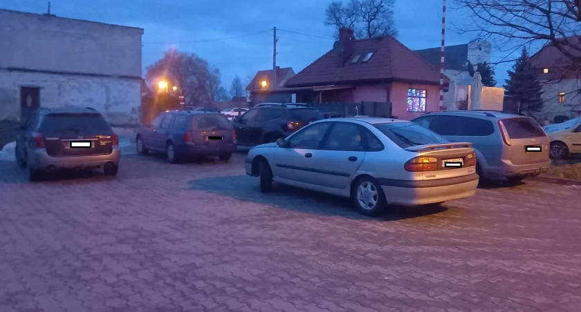 Pożar w Leszczyńcu, a tu zastawiona remiza