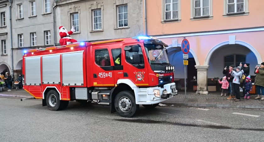 Strażacki Mikołaj w Chełmsku Śląskim